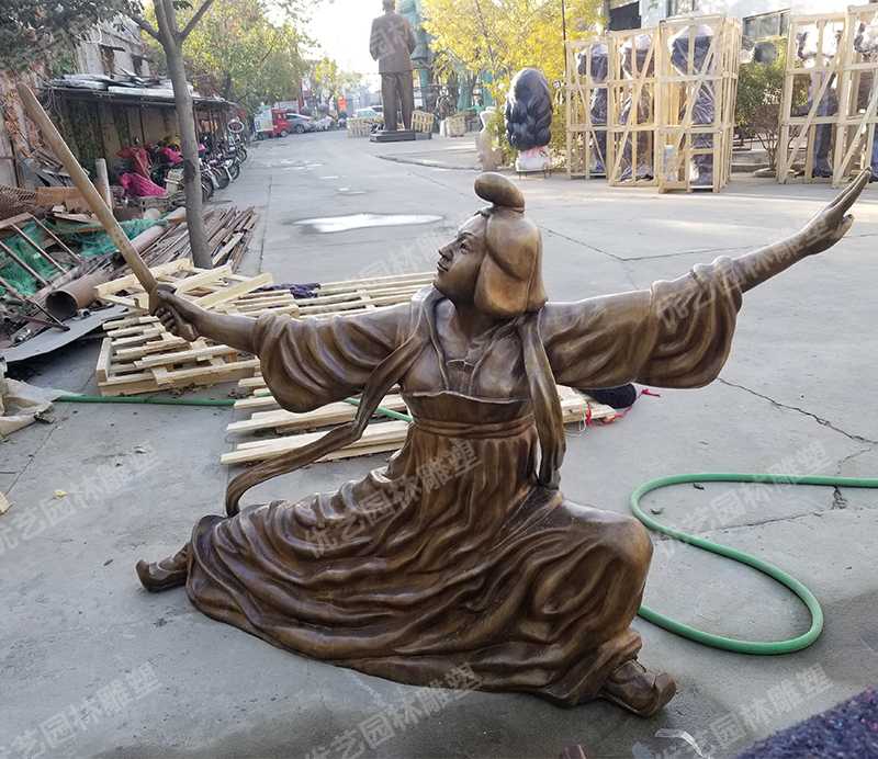 舞劍銅人物雕塑，古代銅人物雕塑