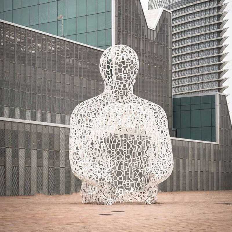 不銹鋼雕塑工廠，鏤空不銹鋼人物雕塑